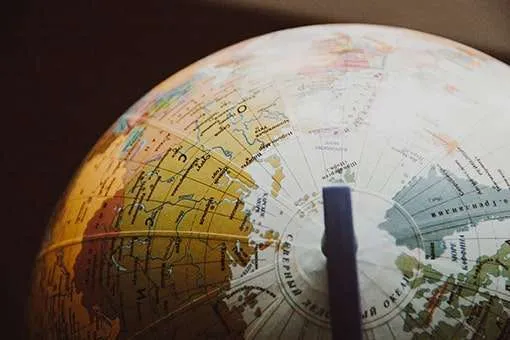 Qué hacer si tu situación migratoria vuelve irregular